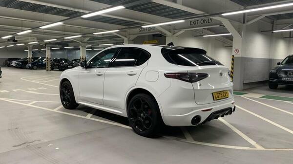 Alfa Romeo Stelvio 2.0T Tributo Italiano Suv Q4 Awd E #5
