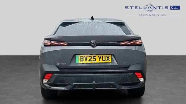Peugeot 408 58Kwh Gt Fastback 210 Ps BV25YUX #4