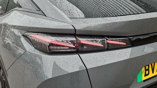 Peugeot 408 58Kwh Gt Fastback 210 Ps BV25YUX #5