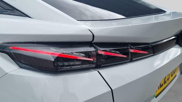 Peugeot 408 58Kwh Gt Fastback 210 Ps ML25OUH #5