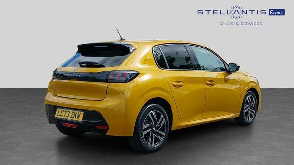 Peugeot 208 1.2 Puretech Allure Premium Hatchback LC73ZKW  #3