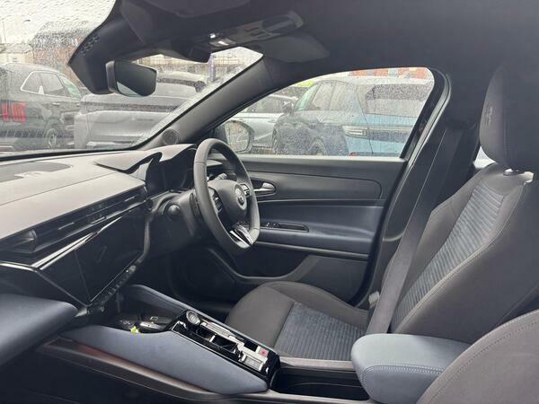 Alfa Romeo Junior 1.2 Mhev Ibrida Suv Hybrid E-dct Euro 6  #4