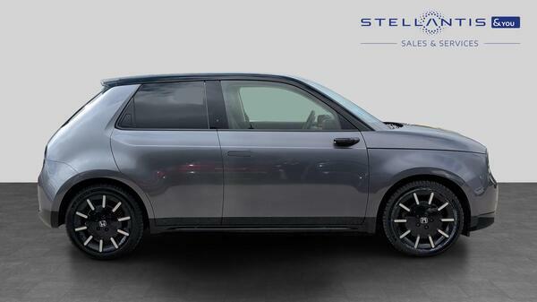 Honda E 35.5Kwh Advance Hatchback 17In  #2