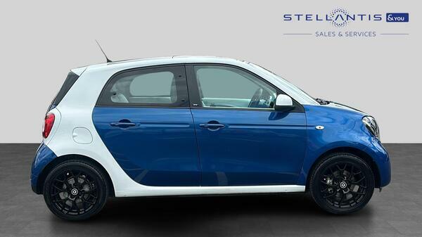 Smart Forfour 0.9T Proxy Premium Hatchback E Blue