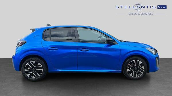 Peugeot 208 1.2 Puretech Allure Hatchback Eu GD74USP #2