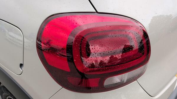 Citroen C3 1.2 Puretech C-series Edition Hatchback MH23XSW #5