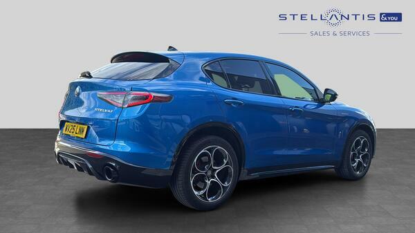 Alfa Romeo Stelvio 2.0T Veloce Suv Q4 Awd Euro 6 Ss WV25LNM  #3