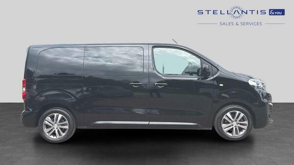 Peugeot Traveller 2.0 Bluehdi Business Vip Standard Mpv E  #2