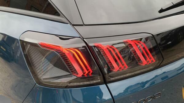 Peugeot 3008 1.5 Bluehdi Gt Suv Eat Euro 6 Ss 13  #5