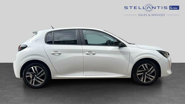 Peugeot 208 1.2 Puretech Active Premium Hatchback EN23ORZ  #2