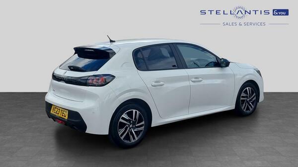 Peugeot 208 1.2 Puretech Active Premium Hatchback VN23TEO  #3