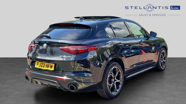 Alfa Romeo Stelvio 2.0T Veloce Suv Q4 Awd Euro 6 Ss Black #3