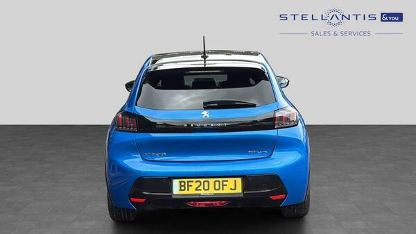 Peugeot e-208 50Kwh Gt Line Hatchback 136 Ps  #4