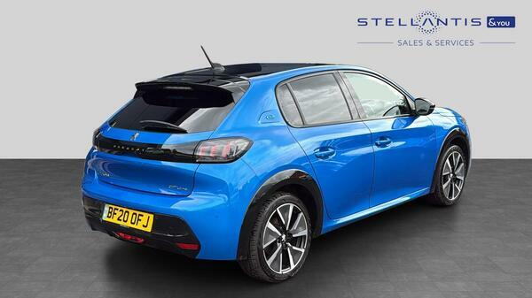 Peugeot e-208 50Kwh Gt Line Hatchback 136 Ps  #3