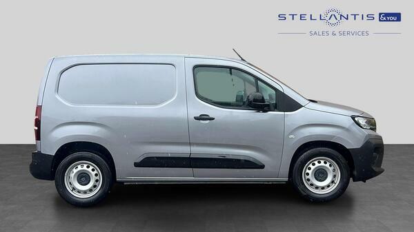 Peugeot E-Partner 800 52Kwh Professional Standard Panel Van Elec LD74ZBV  #2