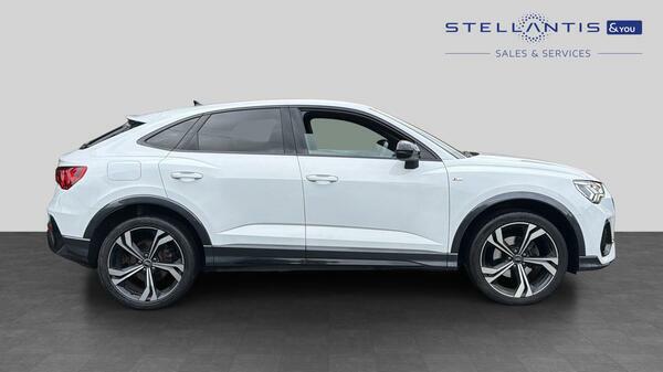 Audi Q3 1.5 Tfsi Cod 35 Edition 1 Sportback S T PN20HGO  #2
