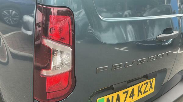 Peugeot E-Partner 52Kwh Professional Long Crew Van Double Cab 6Dr El #5