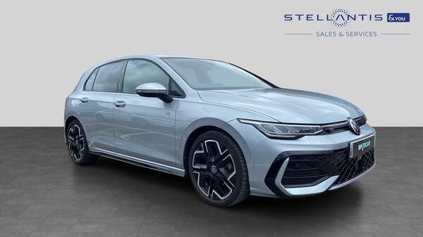Volkswagen Golf 1.5 Etsi Mhev R-line Hatchback Hybrid D 