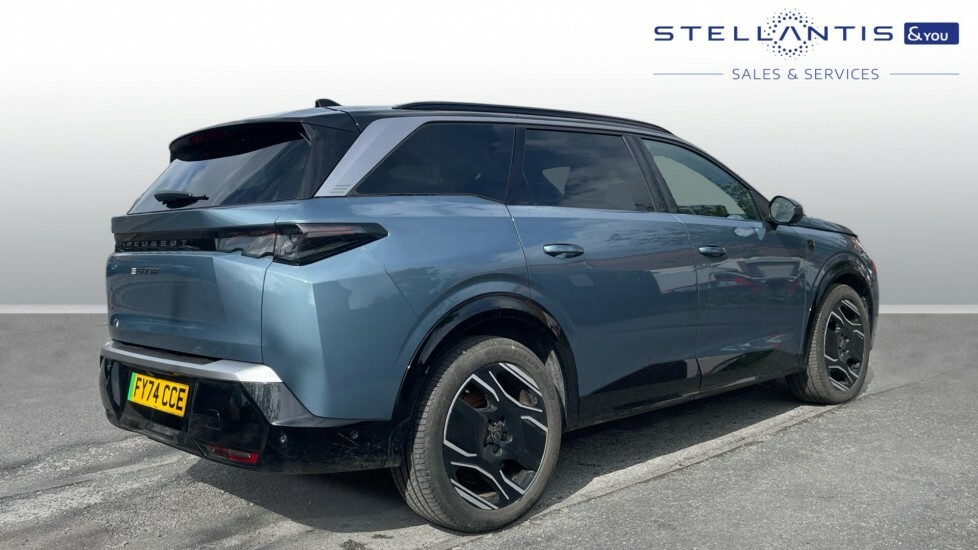 Peugeot 5008 73Kwh Gt Suv 210 Ps  #3