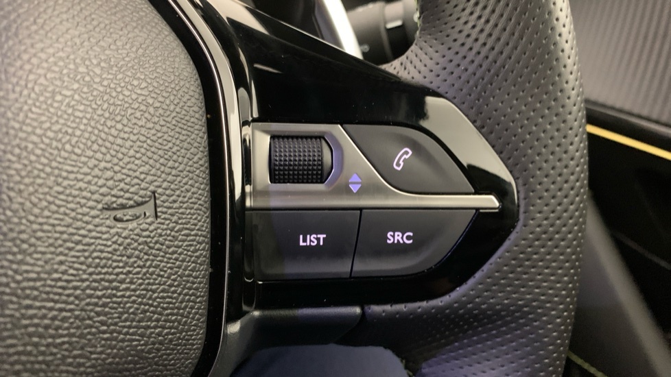 Peugeot 208 1.2 Gt Premium Hatchback Hybrid E-dsc6  #20