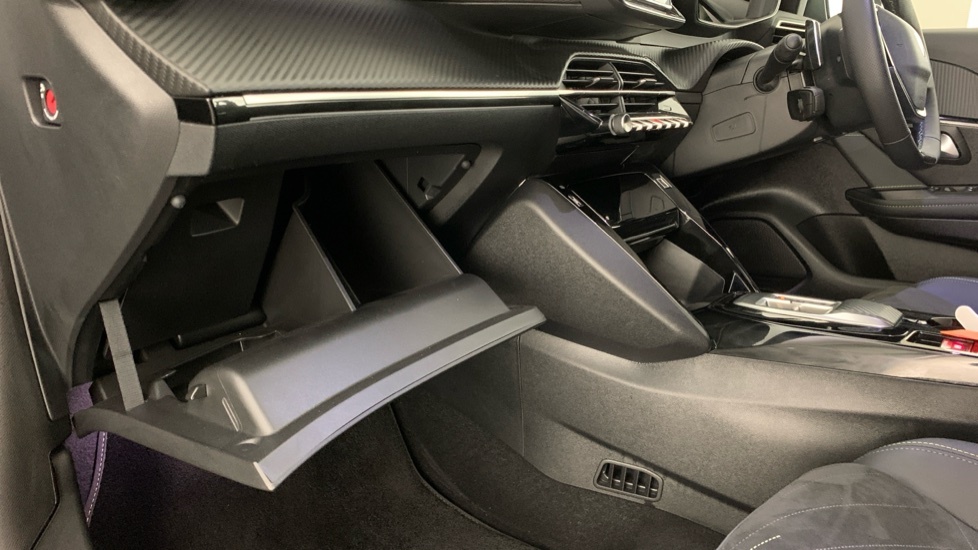 Peugeot 208 1.2 Gt Premium Hatchback Hybrid E-dsc6  #43