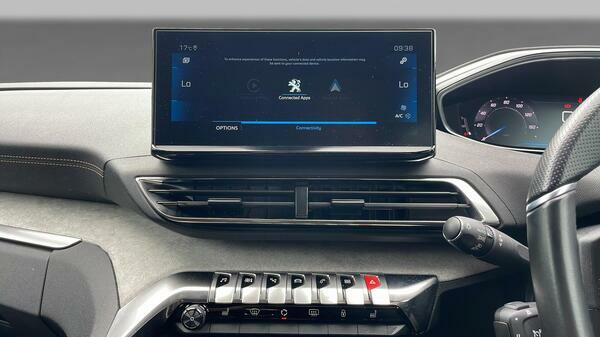 Peugeot 3008 1.2 Puretech Gt Premium Eat8 White #28