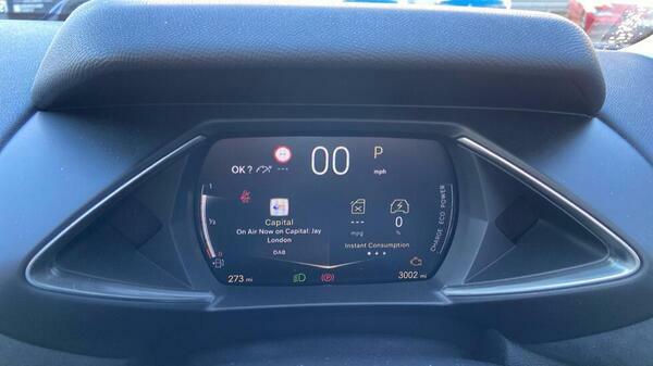 DS DS 3 E-tense 54Kwh Performance Line Suv #12