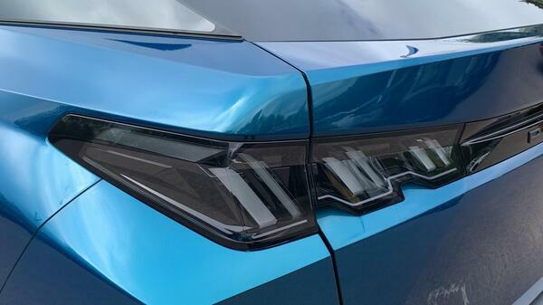 Peugeot 3008 73Kwh Allure Suv 210 Ps  #5