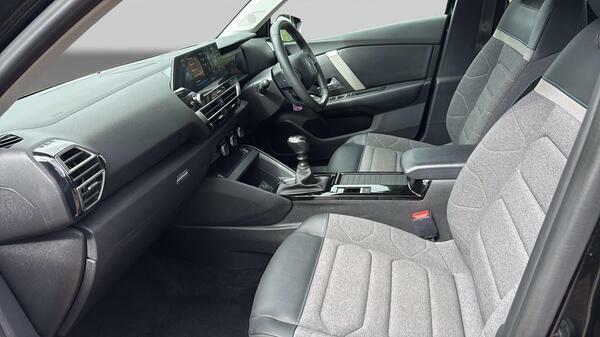 Citroen C4 1.2 Puretech C-series Edition Hatchback Black #30