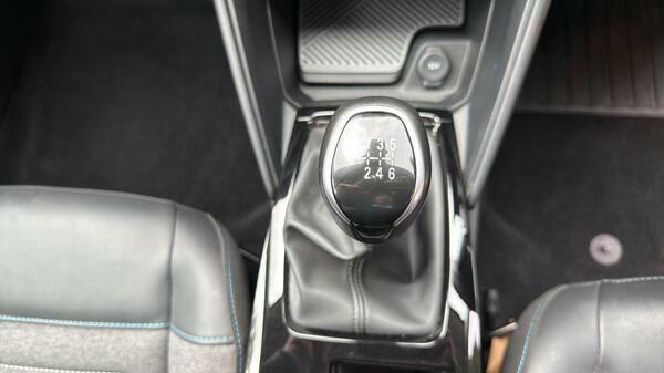Citroen C4 1.2 Puretech C-series Edition Hatchback Black #23