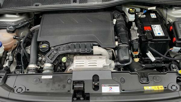 Peugeot 208 1.2 Puretech Allure Premium Eat Euro 6 Ss Yellow #47