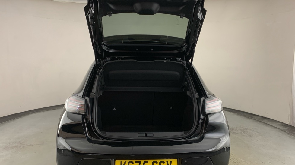 Peugeot 208 1.2 Puretech Allure Hatchback Eu  #5