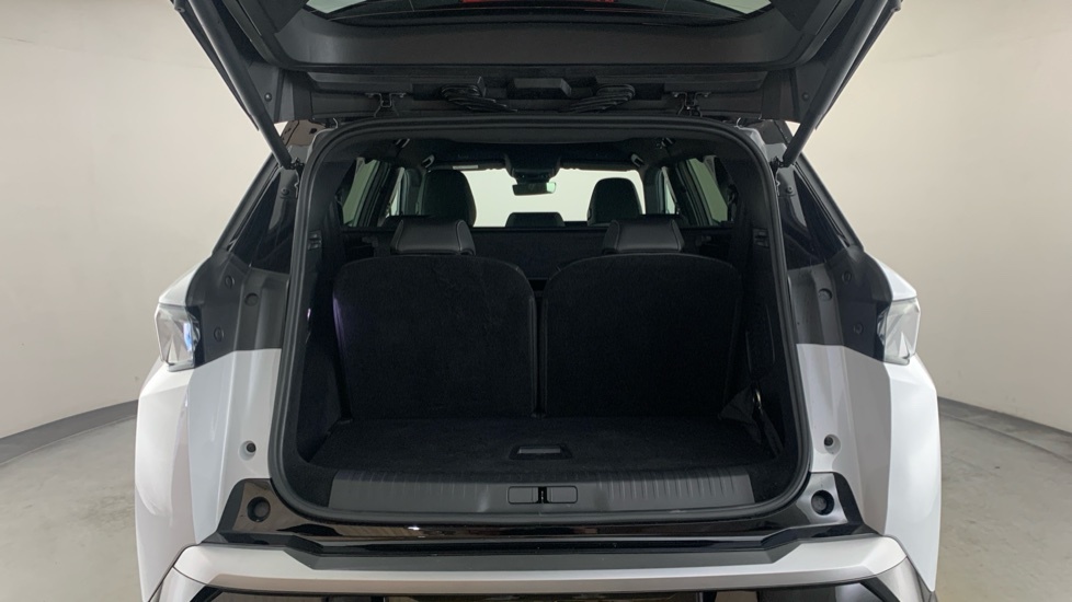 Peugeot 5008 73Kwh Gt Suv 210 Ps KR25AAO #5