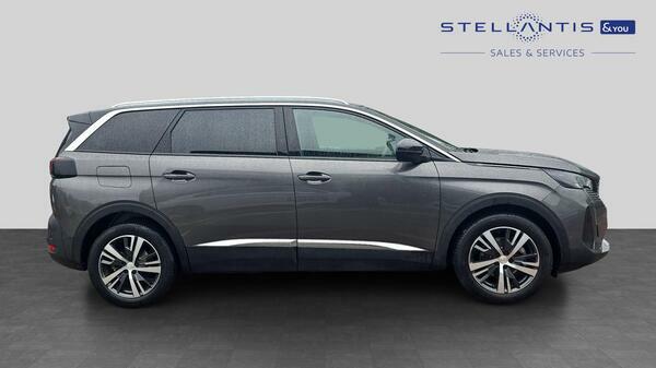 Peugeot 5008 1.5 Bluehdi Allure Premium Suv Eat Eu  #2