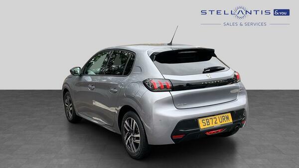 Peugeot 208 1.2 Puretech Allure Premium Hatchback SB72URM #6
