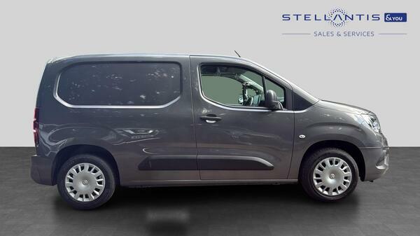 Vauxhall Combo 1.5 Turbo D 2000 Sportive Panel Van Man  #2