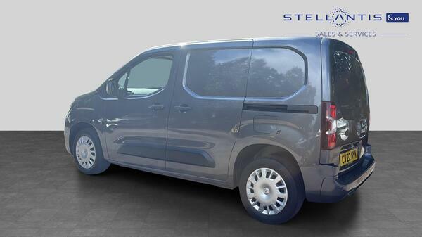 Vauxhall Combo 1.5 Turbo D 2300 Dynamic Panel Van 6Dr Manu White #7