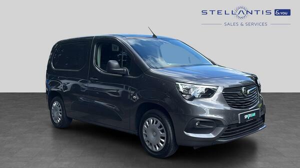 Vauxhall Combo 1.5 Turbo D 2000 Sportive Panel Van Man 