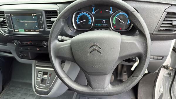 Citroen e-SpaceTourer Flair M Black #19