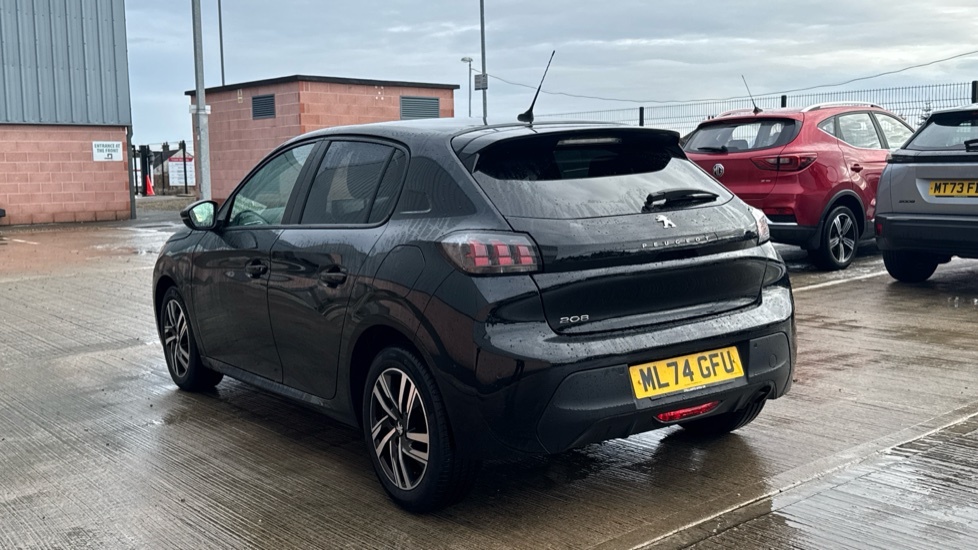 Peugeot 208 1.2 Puretech Active Premium Hatchback  #5
