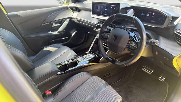 Peugeot e-208 Gt Grey #31