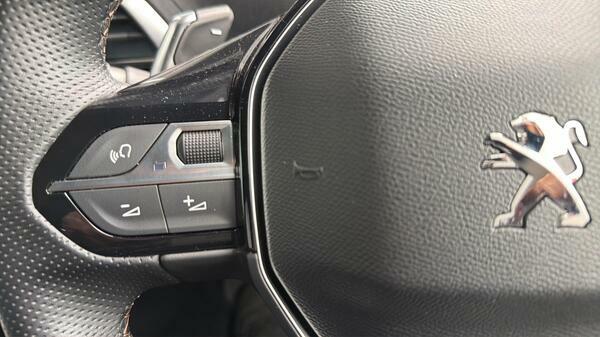 Peugeot 3008 Allure Black #19