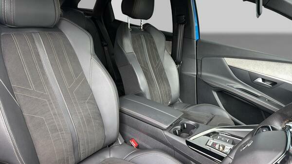 Peugeot 3008 Allure Black #17