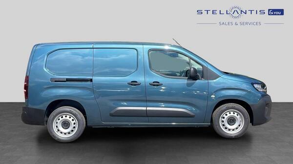 Peugeot Partner 1.5 Professional-plus Panel Van 6Dr  #2
