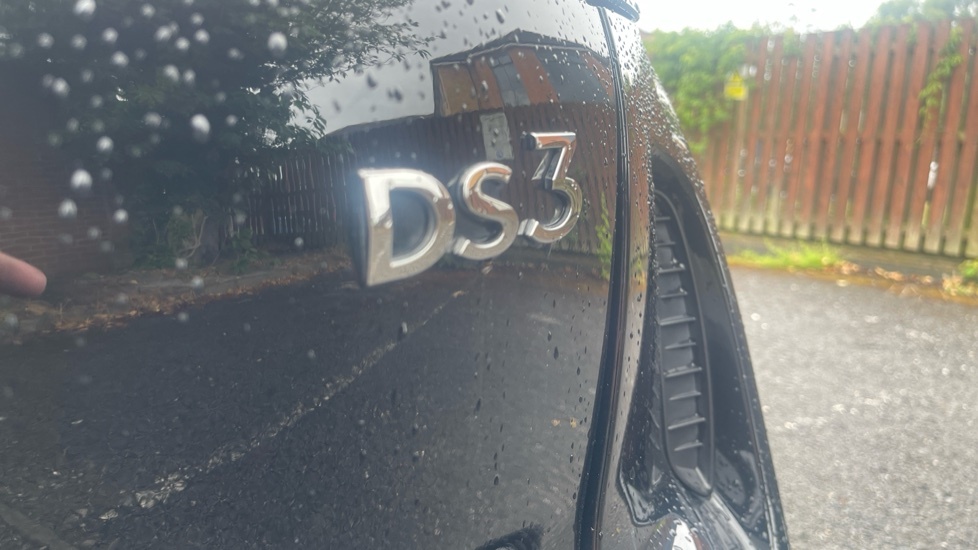 DS DS 3 Crossback Hatchback Grey #48