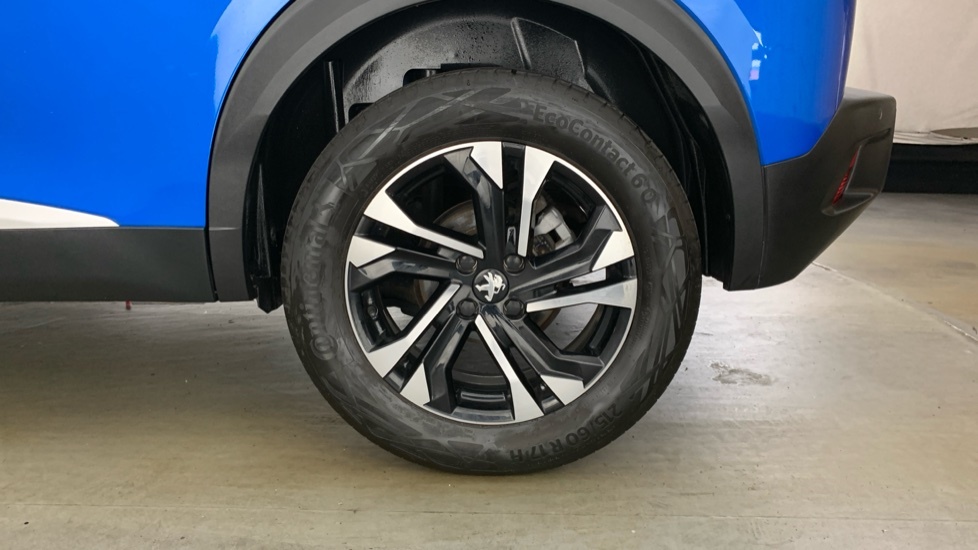 Peugeot 2008 1.2 Puretech Allure Premium Suv DV22LHT #6