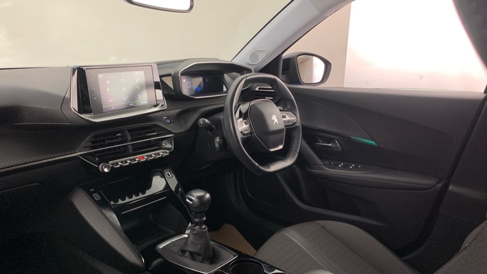 Peugeot 2008 1.2 Puretech Allure Premium Suv DV22LHT #2
