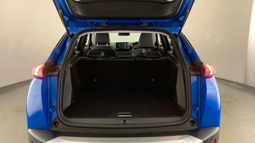 Peugeot 2008 1.2 Puretech Allure Premium Suv DV22LHT #5