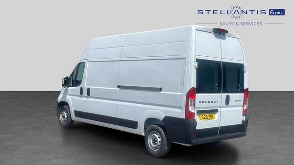 Peugeot Boxer 2.2 Bluehdi 335 Professional Panel Van  #5