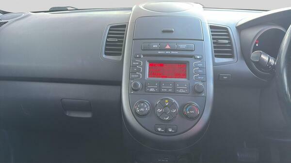 Kia Soul 1.6 Crdi 2 Silver #28